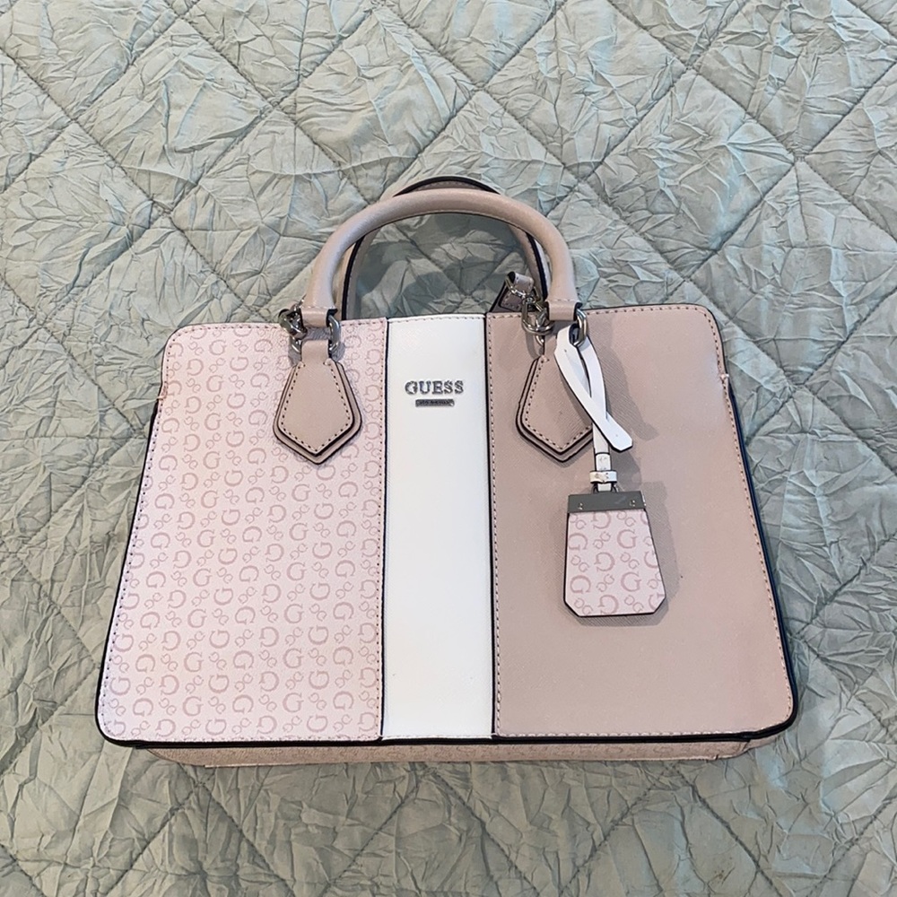 BRAND NEW Guess Cross Body